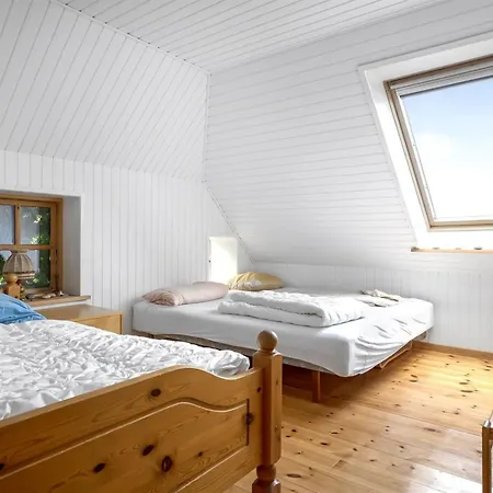 Vakantiehuis Agrippa - 30m To The Fjord By Interhome Logstor