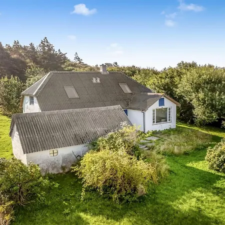 Agrippa - 30m To The Fjord By Interhome Vakantiehuis *